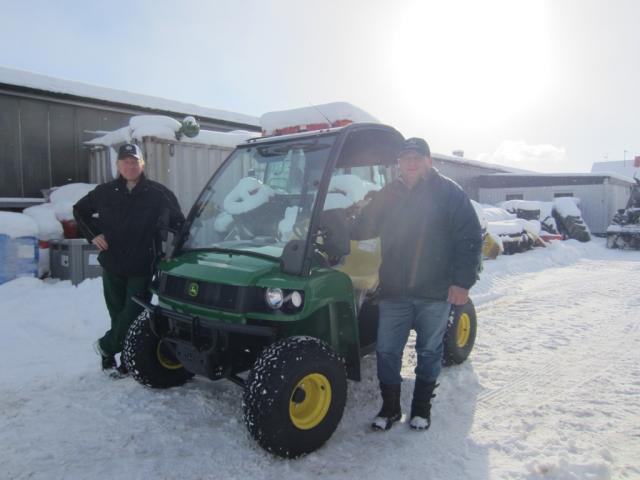 Übergabe eines John Deere HPX Gator