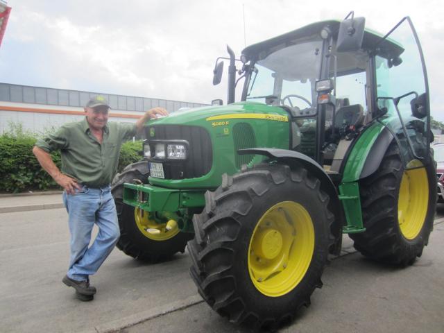 Übergabe eines John Deere 5080R